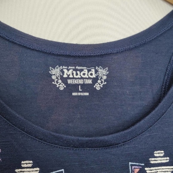 MUDD Aztec design Razor back Tank top - Picture 6 of 14